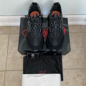 Versace Chain Reaction size 9 Men